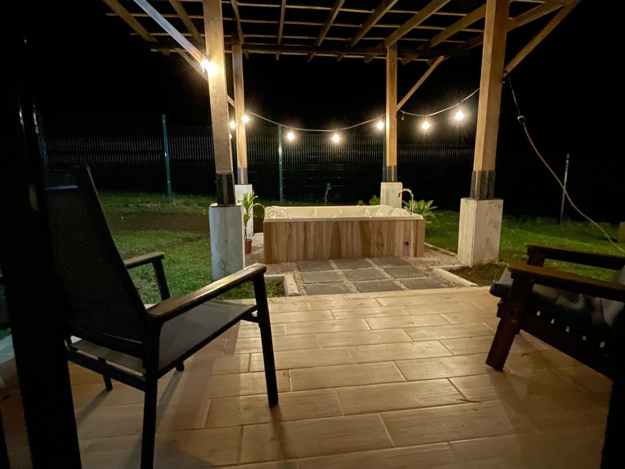 River Paradise Villa With Private Jacuzzi La Fortuna المظهر الخارجي الصورة